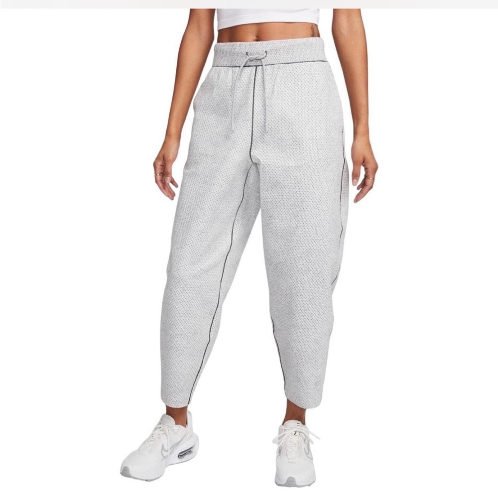 NWT Nike Tech Pack Therma Fit Adv Loose Fit High Rise Wmns XS Joggers Grey